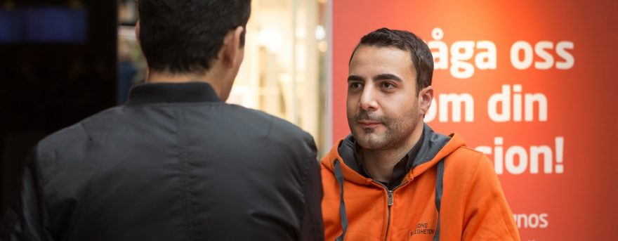 Ahmad, medarbetare